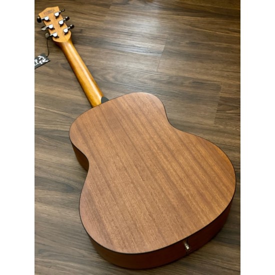 CHARD WD48OM ACOUSTIC ELECTRIC SOLID TOP IN NATURAL SATIN WITH FISHMAN PRESYS