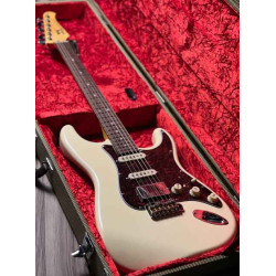 SQOE SEST1000 HSS Custom Shop Series in Olympic White Limited Edition with Hardshell Case SQOE SEST1000 HSS Custom Shop Series in Olympic White Limited Edition with Hardshell Case