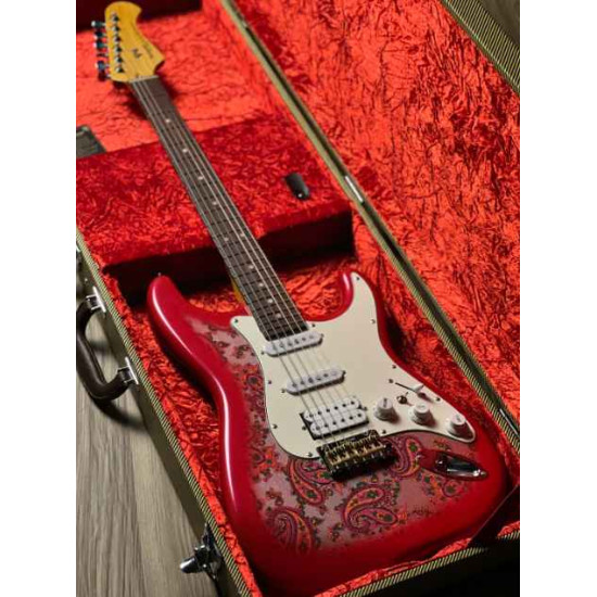 SQOE SEST1100 HSS Custom Shop Series in Pink Paisley Limited Edition with Hardshell Case SQOE SEST1100 HSS Custom Shop Series in Pink Paisley Limited Edition with Hardshell Case