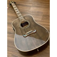 SQOE A780BK IN TRANSPARENT BLACK WITH SOLID SPRUCE TOP AND WALNUT BACK SIDE