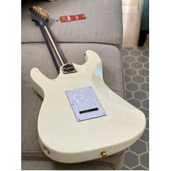 SOLOKING MS-1 CLASSIC FLAT TOP IN VINTAGE WHITE WITH ONE PIECE ROSEWOOD NECK